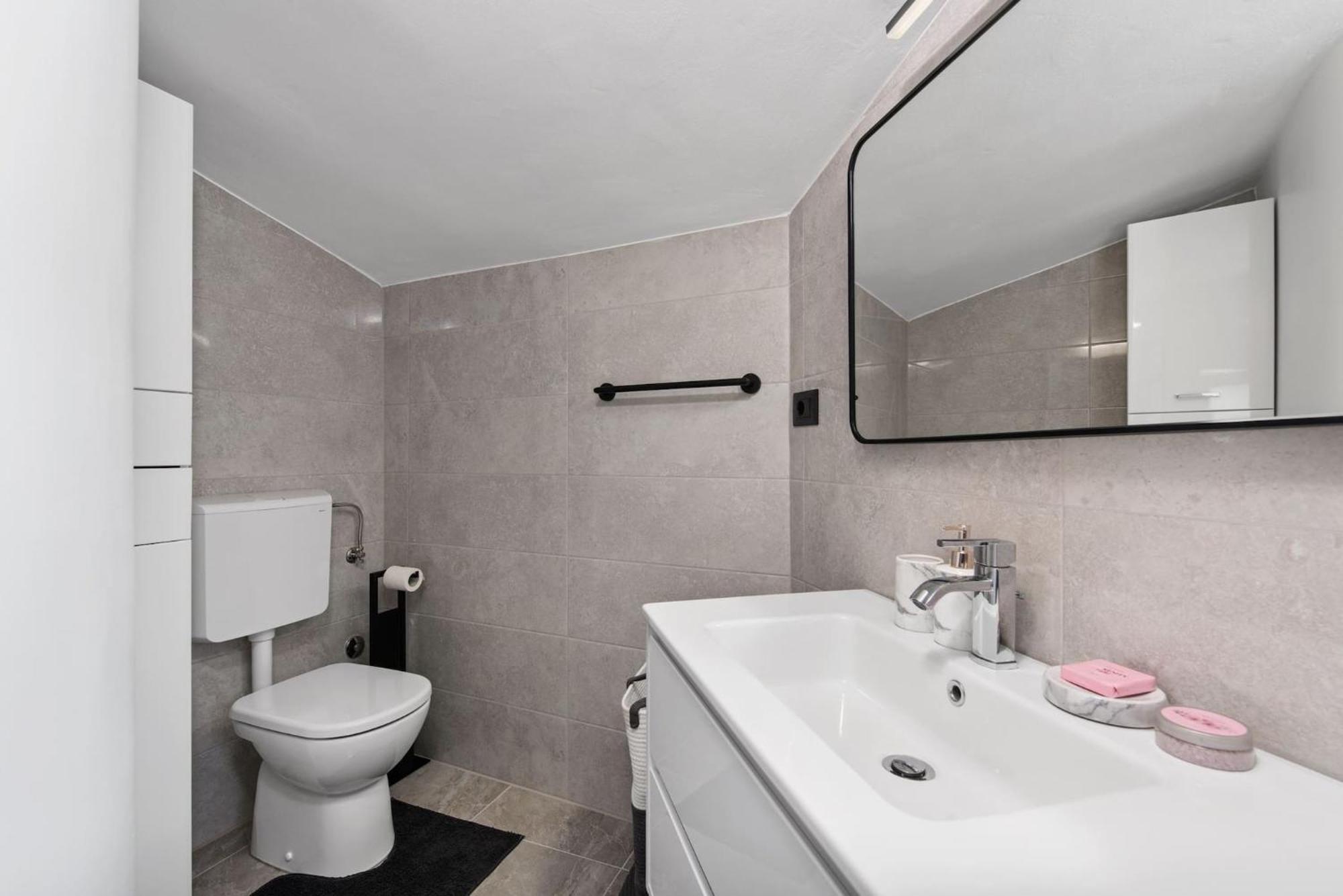Holiday Home Sea เปรมันตูรา ภายนอก รูปภาพ